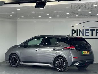 NISSAN LEAF 39kWh N-Connecta Hatchback 5dr Electric Auto (150 ps)