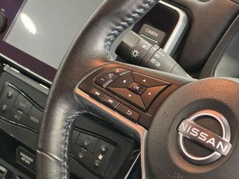 NISSAN LEAF 39kWh N-Connecta Hatchback 5dr Electric Auto (150 ps)