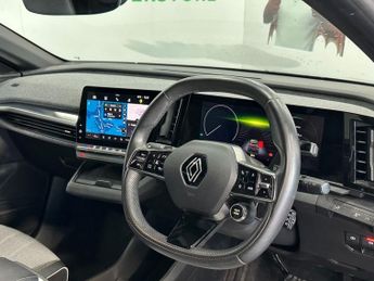 RENAULT MEGANE E-TECH 60kWh techno Hatchback 5dr Electric Auto (optimum charge) (220 p
