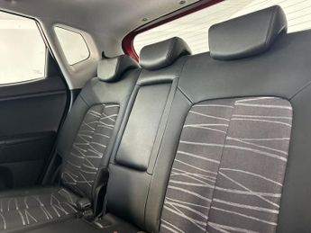 KIA VENGA 1.6 4 MPV 5dr Petrol Auto Euro 6 (123 bhp)
