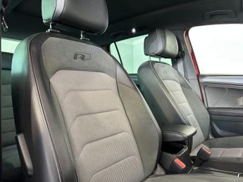 VOLKSWAGEN TIGUAN 2.0 TDI R-Line SUV 5dr Diesel DSG Euro 6 (s/s) (150 ps)