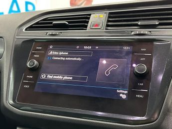VOLKSWAGEN TIGUAN 2.0 TDI R-Line SUV 5dr Diesel DSG Euro 6 (s/s) (150 ps)
