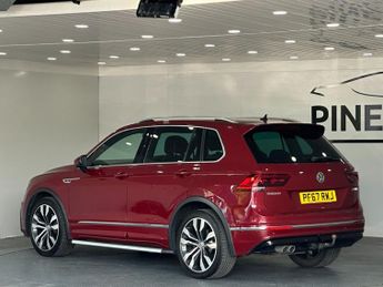VOLKSWAGEN TIGUAN 2.0 TDI R-Line SUV 5dr Diesel DSG Euro 6 (s/s) (150 ps)