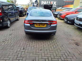 JAGUAR XF 2.2d Luxury Saloon 4dr Diesel Auto Euro 5 (s/s) (190 ps)
