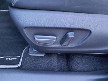 TOYOTA RAV4 2.5 VVT-h GPF Excel SUV 5dr Petrol Hybrid CVT Euro 6 (s/s) (218 