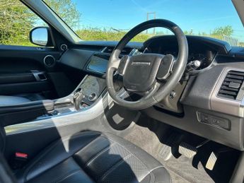 LAND ROVER RANGE ROVER SPORT 2.0 SD4 HSE SUV 5dr Diesel Auto 4WD Euro 6 (s/s) (240 ps)