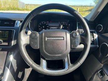 LAND ROVER RANGE ROVER SPORT 2.0 SD4 HSE SUV 5dr Diesel Auto 4WD Euro 6 (s/s) (240 ps)
