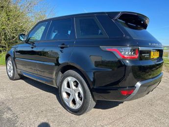 LAND ROVER RANGE ROVER SPORT 2.0 SD4 HSE SUV 5dr Diesel Auto 4WD Euro 6 (s/s) (240 ps)