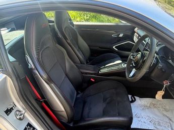 PORSCHE 718 CAYMAN 2.5T GTS Coupe 2dr Petrol PDK Euro 6 (s/s) (365 ps)