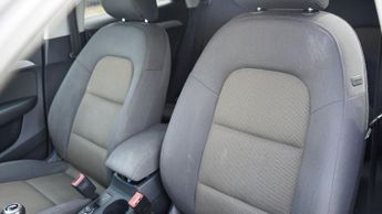 AUDI Q3 2.0 TDI SE SUV 5dr Diesel Manual Euro 5 (s/s) (140 ps)