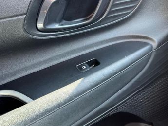 HYUNDAI I20 1.0 T-GDi MHEV Premium Hatchback 5dr Petrol Hybrid Manual Euro 6