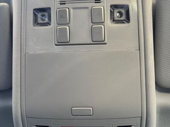 VOLKSWAGEN TIGUAN 1.5 TSI Life SUV 5dr Petrol DSG Euro 6 (s/s) (150 ps)