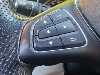 MERCEDES-BENZ GLA 2.1 GLA200d Sport (Premium Plus) SUV 5dr Diesel 7G-DCT 4MATIC Eu