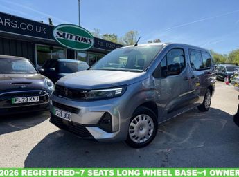 Vauxhall Combo 52kWh Design XL MPV 5dr Electric Auto (7.4kW Charger) (136 ps)