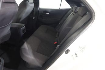 TOYOTA COROLLA 1.8 VVT-h Icon CVT Euro 6 (s/s) 5dr