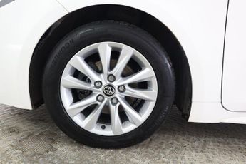 TOYOTA COROLLA 1.8 VVT-h Icon CVT Euro 6 (s/s) 5dr
