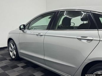 FORD MONDEO 2.0 TDCi Titanium Hatchback 5dr Diesel Powershift Euro 6 (s/s) (
