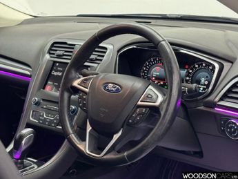FORD MONDEO 2.0 TDCi Titanium Hatchback 5dr Diesel Powershift Euro 6 (s/s) (