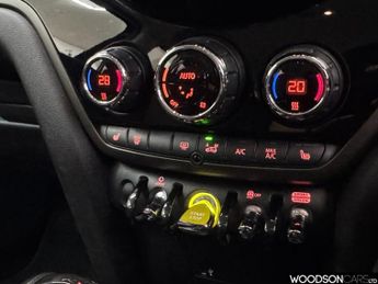 MINI COUNTRYMAN 1.5 10kWh Cooper SE Classic SUV 5dr Petrol Plug-in Hybrid Auto A