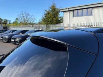 MERCEDES-BENZ GLA 1.6 GLA200 SE (Executive) SUV 5dr Petrol 7G-DCT Euro 6 (s/s) (15