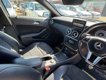 MERCEDES-BENZ A CLASS 2.1 A220 CDI BlueEfficiency AMG Sport Hatchback 5dr Diesel 7G-DC