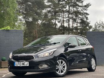 KIA CEED 1.6 CRDi 2 Hatchback 5dr Diesel Auto Euro 5 (126 bhp)