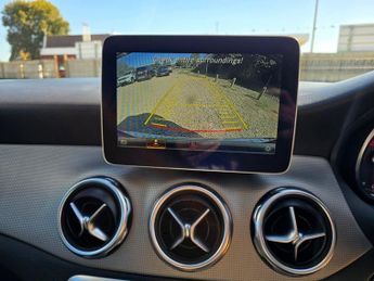 MERCEDES-BENZ GLA 1.6 GLA180 GPF Urban Edition SUV 5dr Petrol 7G-DCT Euro 6 (s/s) 