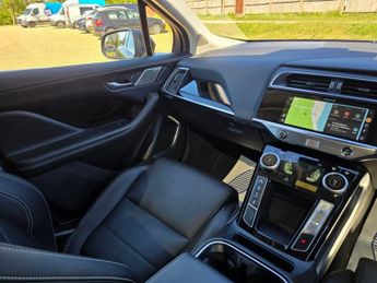 JAGUAR I-PACE 400 90kWh HSE SUV 5dr Electric Auto 4WD (400 ps)