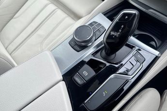 BMW 5 SERIES 2.0 520i GPF M Sport Saloon 4dr Petrol Auto Euro 6 (s/s) (184 ps