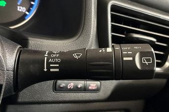 NISSAN LEAF 40kWh Tekna Hatchback 5dr Electric Auto (150 ps) Android Auto / 