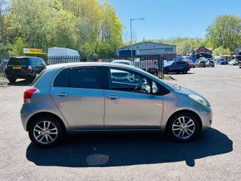 TOYOTA YARIS 1.33 Dual VVT-i TR Hatchback 5dr Petrol Manual Euro 4 (s/s) (101