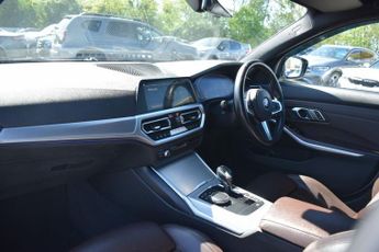 BMW 3 SERIES 2.0 320d M Sport Saloon 4dr Diesel Auto Euro 6 (s/s) (190 ps)