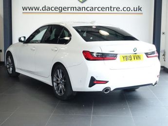 BMW 3 SERIES 2.0 320d Sport Saloon 4dr Diesel Auto xDrive Euro 6 (s/s) (190 p