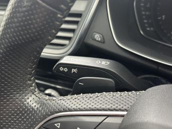AUDI Q5 2.0 TDI 40 Black Edition SUV 5dr Diesel S Tronic quattro Euro 6 
