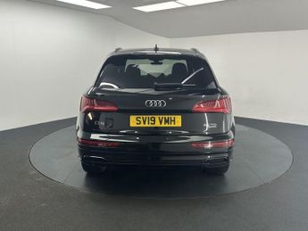 AUDI Q5 2.0 TDI 40 Black Edition SUV 5dr Diesel S Tronic quattro Euro 6 