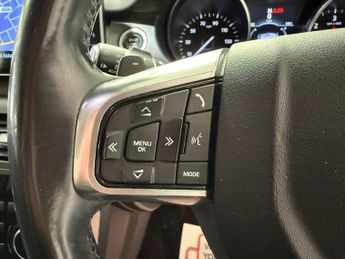 LAND ROVER DISCOVERY SPORT 2.0 TD4 SE Tech SUV 5dr Diesel Auto 4WD Euro 6 (s/s) (180 ps)