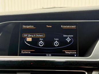 AUDI A4 AVANT 2.0 TDI Black Edition Estate 5dr Diesel S Tronic quattro Euro 5 