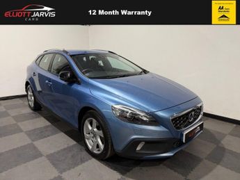 Volvo V40 2.0 D2 Lux Nav Hatchback 5dr Diesel Manual Euro 6 (s/s) (120 ps)