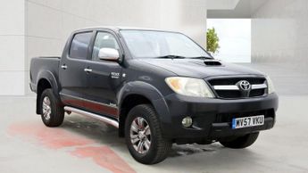Toyota Hi Lux 3.0 D-4D Invincible Pickup Diesel Manual 4WD 4dr - Just 38,000 M