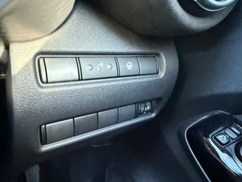 NISSAN JUKE 1.6 Tekna+ SUV 5dr Petrol Hybrid Auto Euro 6 (143 ps)