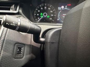 LAND ROVER RANGE ROVER VELAR 2.0 P250 S SUV 5dr Petrol Auto 4WD Euro 6 (s/s) (250 ps)