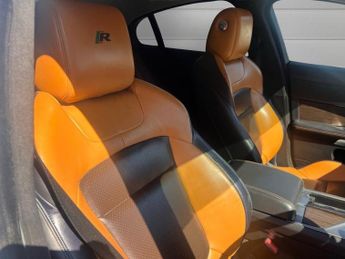 JAGUAR XF 2.2d Luxury Saloon 4dr Diesel Auto Euro 5 (s/s) (190 ps)