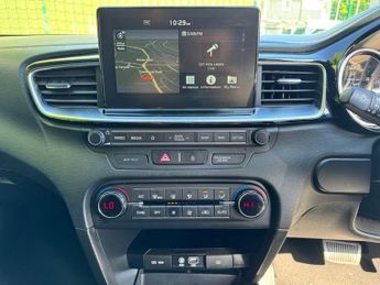 KIA CEED 1.6 CRDi 3 Sportswagon 5dr Diesel DCT Euro 6 (s/s) (114 bhp)