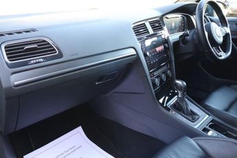 VOLKSWAGEN GOLF 2.0 TDI GTD Hatchback 5dr Diesel DSG Euro 6 (s/s) (184 ps)