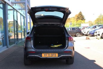 MERCEDES-BENZ EQA EQA 350 66.5kWh AMG Line SUV 5dr Electric Auto 4MATIC (292 ps)