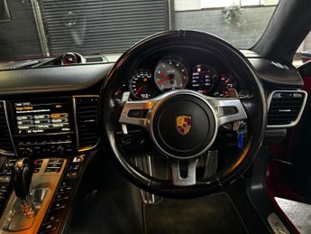 PORSCHE PANAMERA 4.8 V8 GTS Hatchback 5dr Petrol PDK 4WD Euro 6 (s/s) (440 ps)