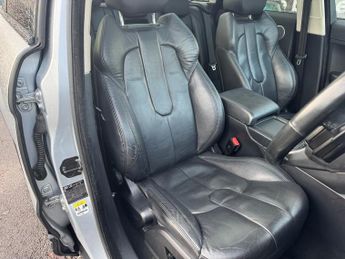 LAND ROVER RANGE ROVER EVOQUE 2.2 SD4 Pure Tech SUV 5dr Diesel Auto 4WD Euro 5 (s/s) (190 ps)