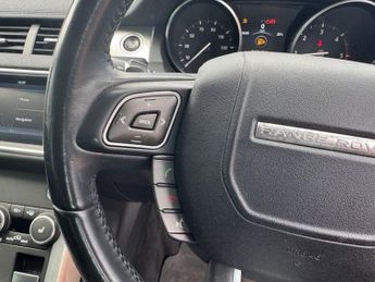 LAND ROVER RANGE ROVER EVOQUE 2.0 TD4 SE Tech SUV 5dr Diesel Auto 4WD Euro 6 (s/s) (180 ps)