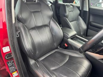 LAND ROVER RANGE ROVER EVOQUE 2.0 TD4 SE Tech SUV 5dr Diesel Auto 4WD Euro 6 (s/s) (180 ps)