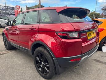 LAND ROVER RANGE ROVER EVOQUE 2.0 TD4 SE Tech SUV 5dr Diesel Auto 4WD Euro 6 (s/s) (180 ps)